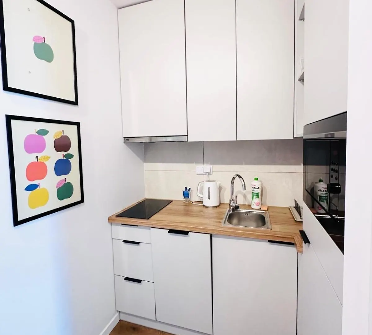 דירה ורשה Targowa Charming Studio By The National Stadium פולין
